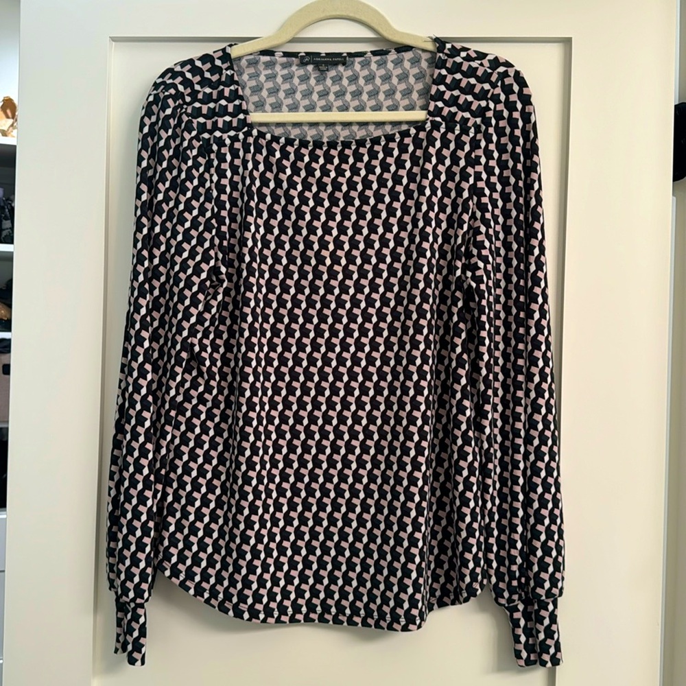 Adrianna Papell Women's Geometric Long Sleeve Retro Mod Top